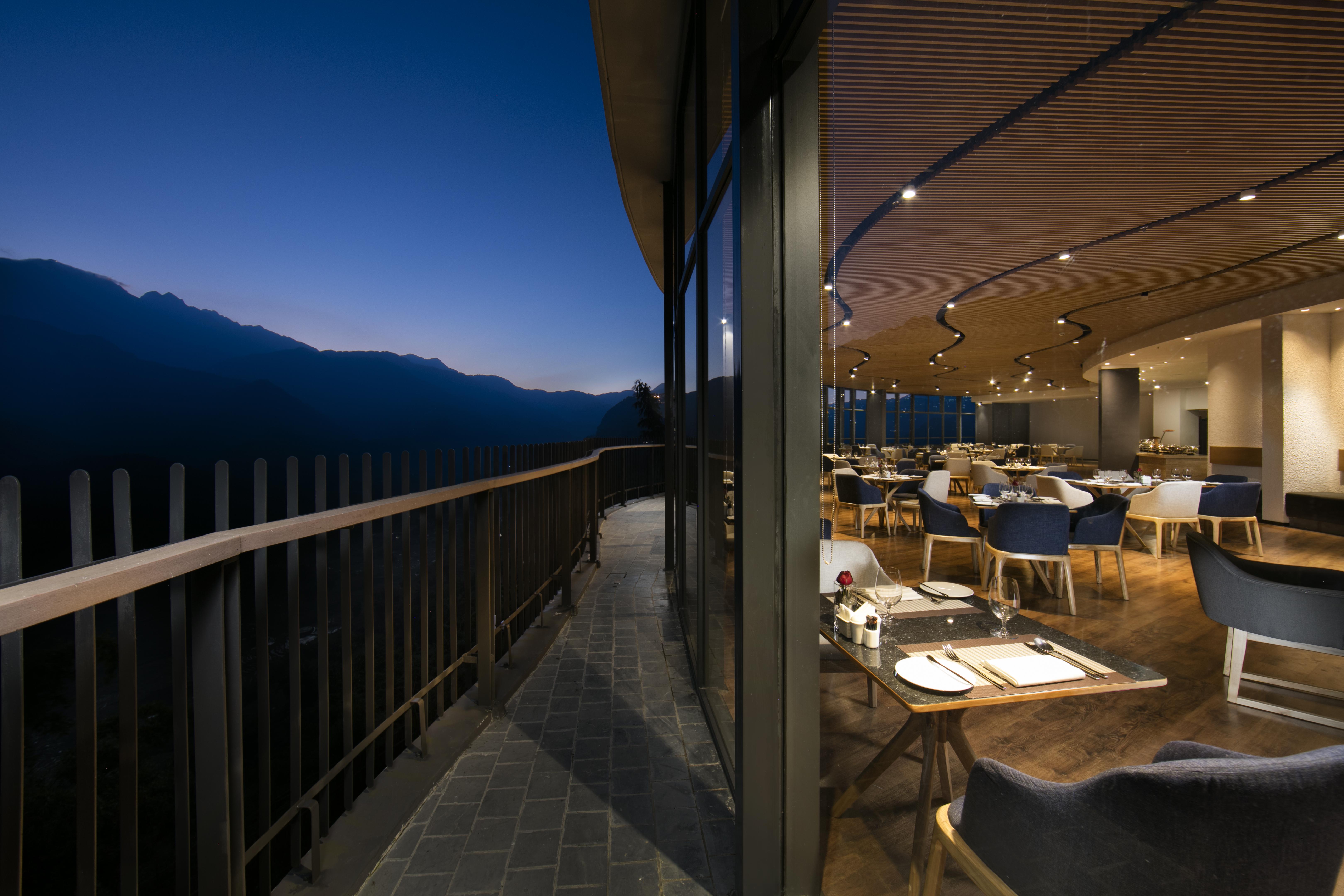 Pao'S Sapa Leisure Hotel Exterior photo Restaurant