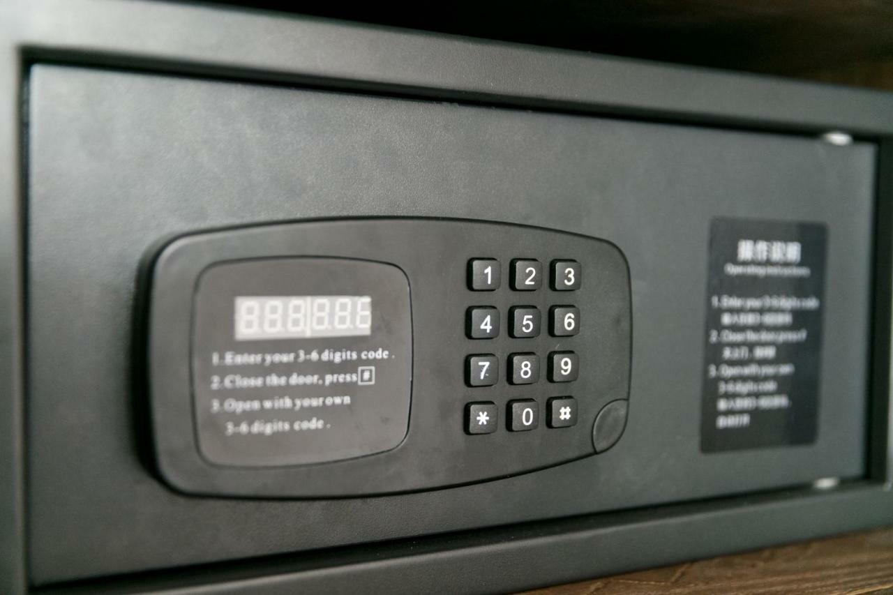 Pao'S Sapa Leisure Hotel Exterior photo A safe with a keypad